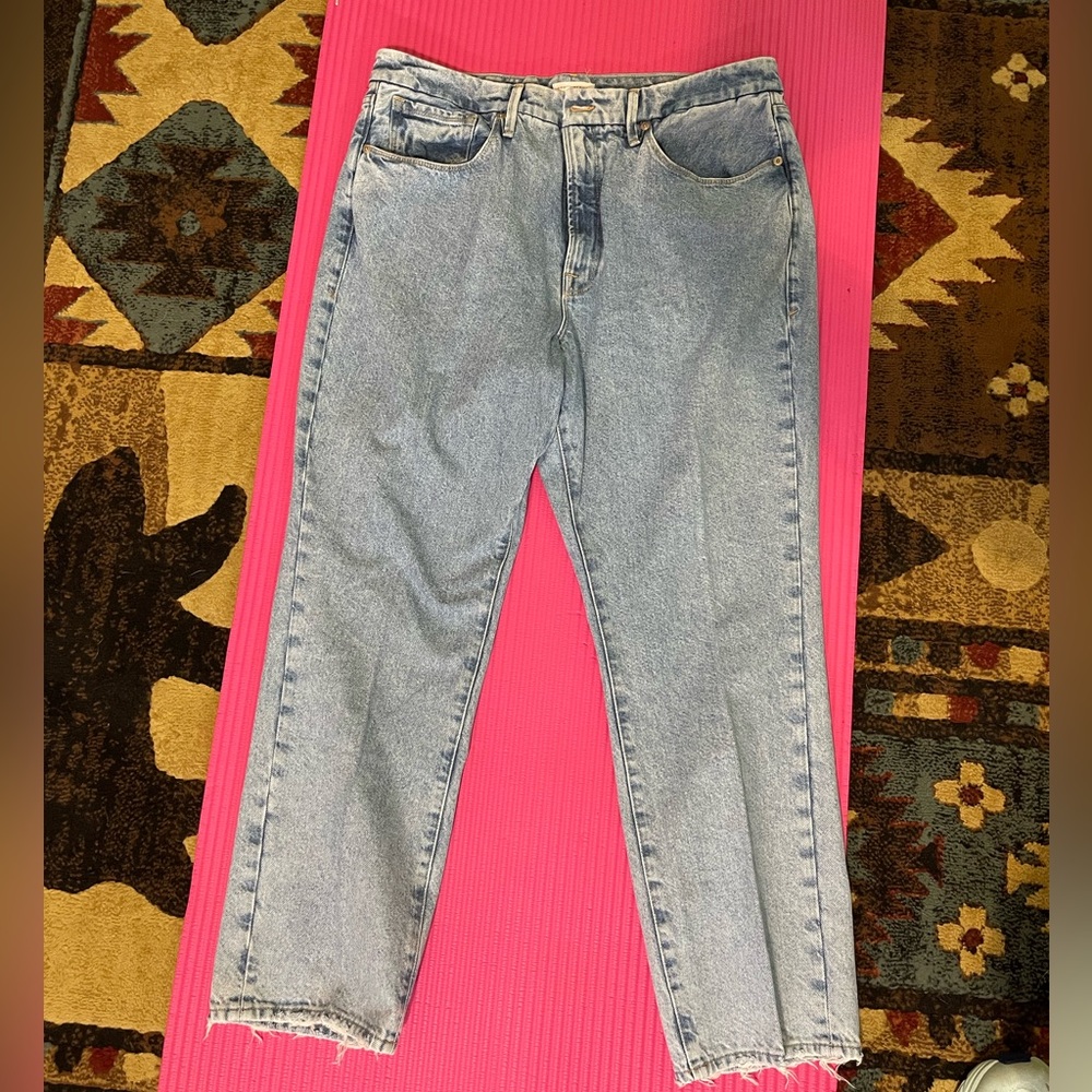 Good American Jeans misses good light color jeans